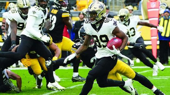 Steelers Lose Offensive Weapon To Arch Rival, But Grab 2022 Top 3 Pick In ESPN's Draft Re-Do (Pittsburgh Steelers)